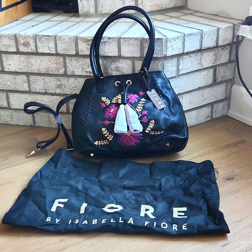 Fiore by Isabella Fiore - Picture 2 of 15